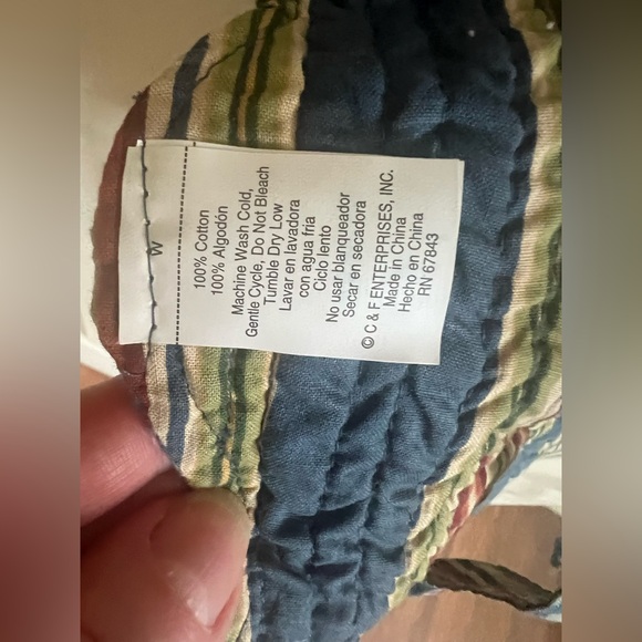 Williamsburg Marketplace Floral Blue Apron - Picture 11 of 13